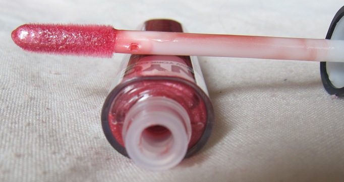 New York Color Liquid Lipshine Lip Gloss in Rivington Rose 8