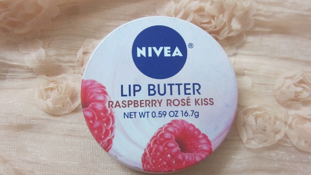 Nivea+Lip+Butter+Raspberry+Rose+Kiss+Review