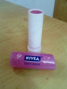Nivea Soft Rose Lip Balm (3)