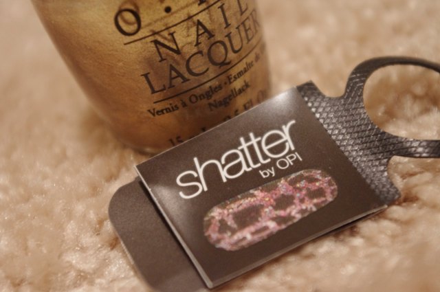 O.P.I Shatter Nail Polish - Gold Shatter (5)