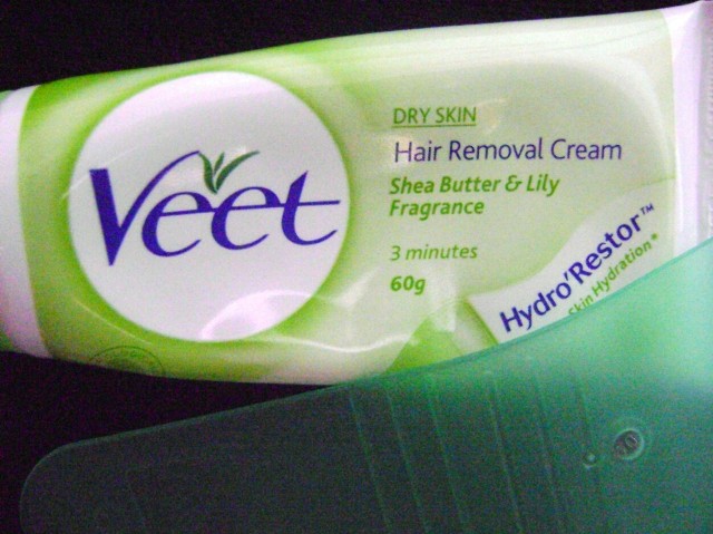 Veet hair removal cream for dry skin (2)