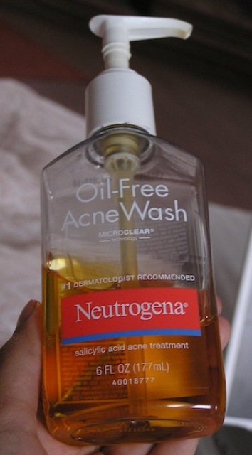 nuetrogena acne wash