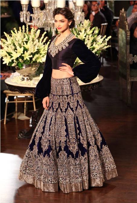 Bollywood+Actresses+in+Manish+Malhotra+Outfits