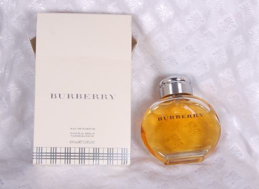 Burberry Classic For Women Eau De Parfum 4