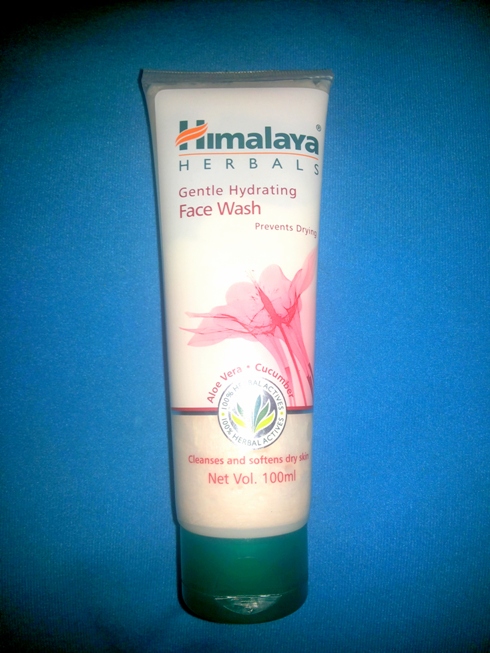 Himalaya+Gentle+Hydrating+Face+Wash+Review