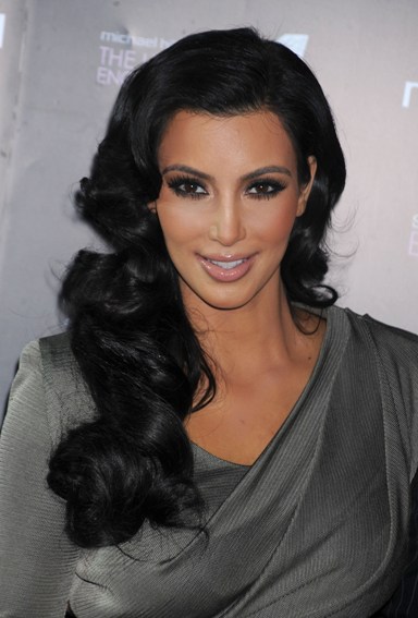 Kim Kardashian Retro hairstyle