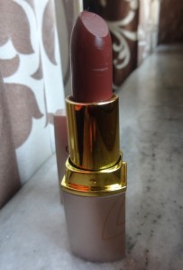 Lotus Pure Colors Lipstick Sassy Mocha (4)