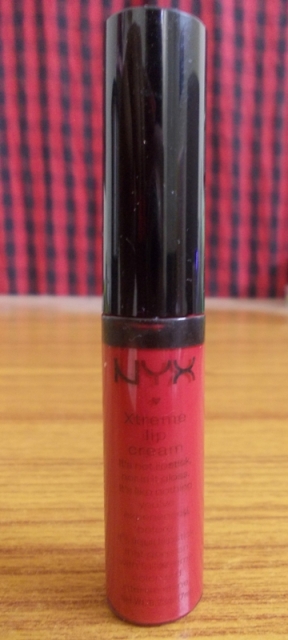 NYX+Xtreme+Lip+Cream+in+Spicy+Review