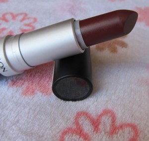 Revlon Super Lustrous lipstick, Matte Wine Not (11)