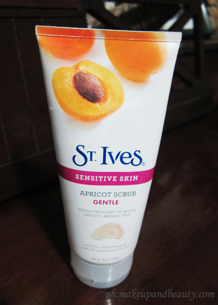 st ives sensitive skin scrub