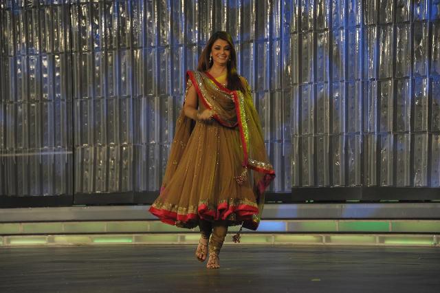 Aishwarya Rai at Zee Cine Awards