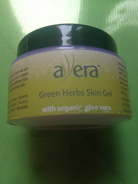Bare+Essentials+Avera +Green+Herbs+Skin+Gel+Review