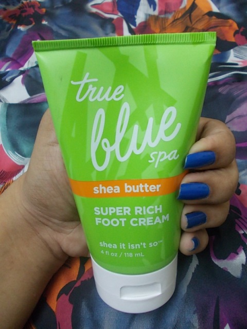 Bath+and+Body+Works+True+Blue+Spa+Super+Rich+Foot+Cream+Review