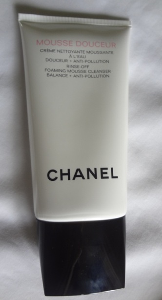 Chanel Precision Mousse Douceur Rinse Off Foaming Cleanser Review