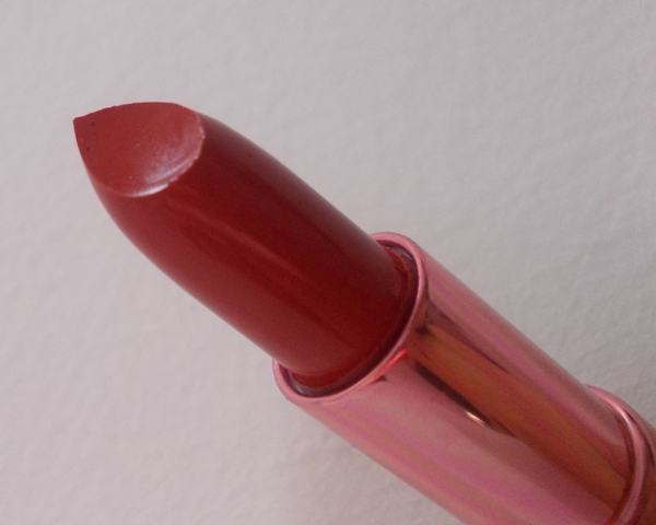 Colorbar Matte Touch Lipstick Orange Vif (6)