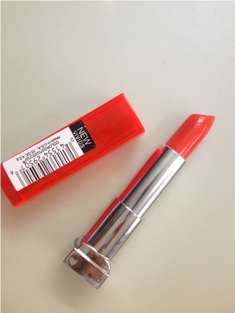 Maybelline ColorSensational Vivids Lipstick - Vibrant Mandarin (4)