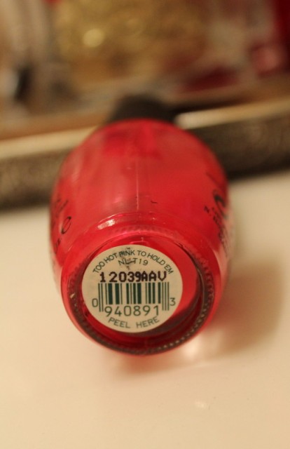 OPI Nail Lacquer Too Hot Pink To Hold Em 2