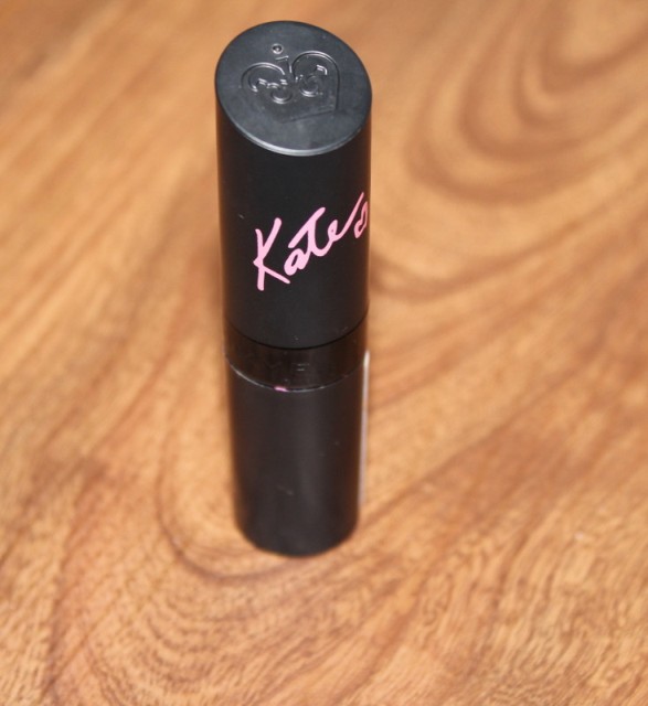Rimmel+London+Lasting+Finish+Lipstick+by+Kate+Moss+Shade+17+Review