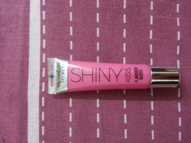 Victoria's Secret Shiny Kiss Flavored Gloss - Taffy Go Lucky (3)