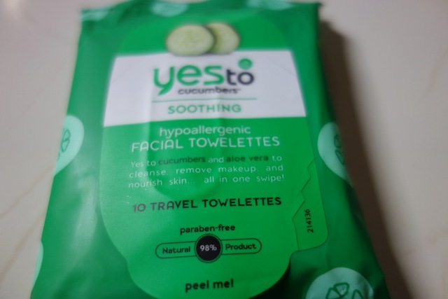 Yes+to+Cucumbers+Soothing+Facial+Towelettes+Review