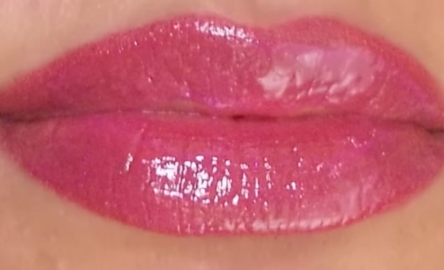 glossy-lips-11