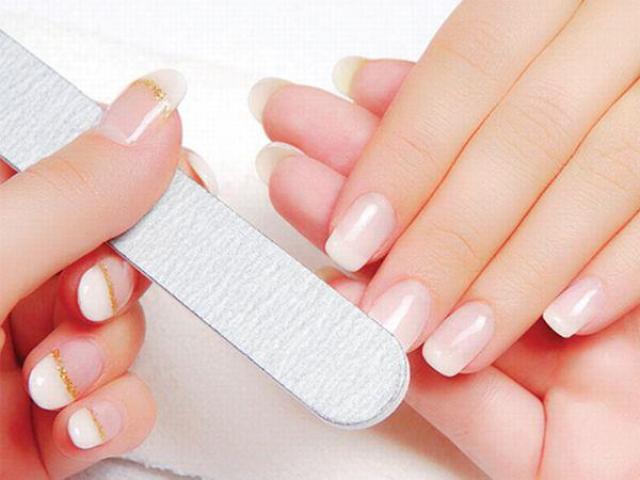 healthy-nails-tips-for-ladies