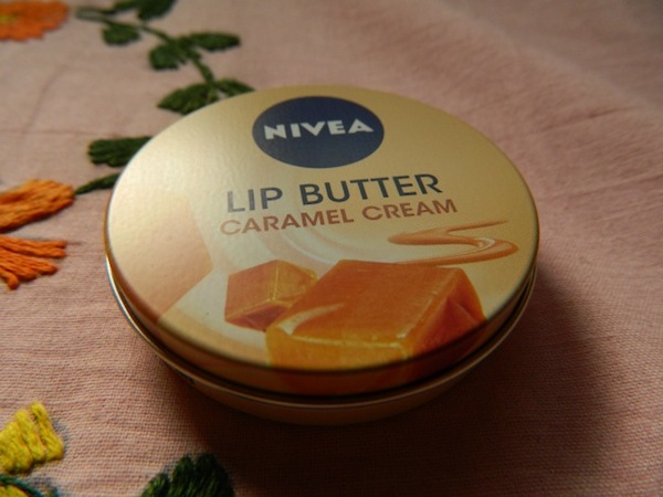 nivea-lip-butter-caramel-review