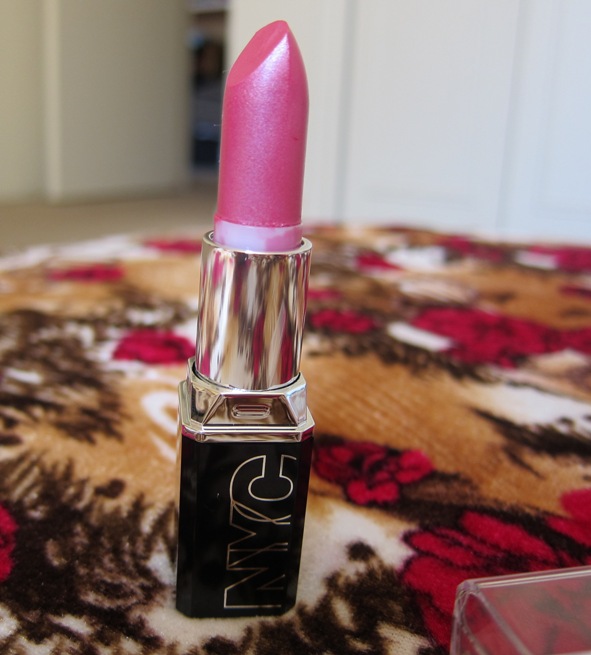 Frosty Pink lipstick 8