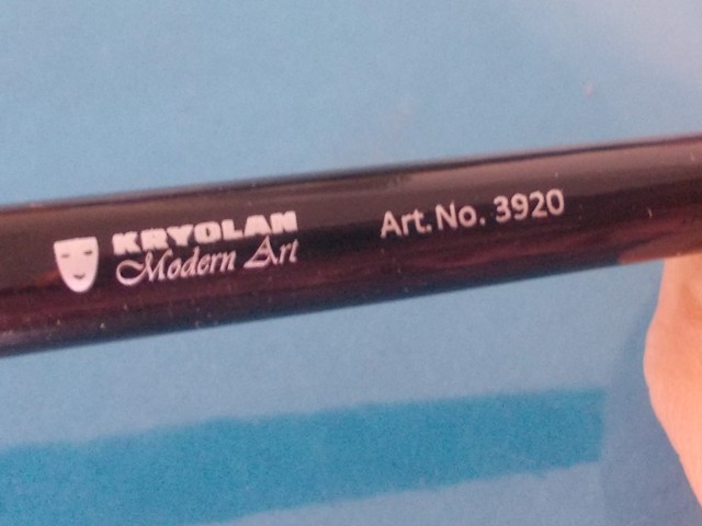 Kryolan Modern Art Shadow Brush No. 3920 (1)