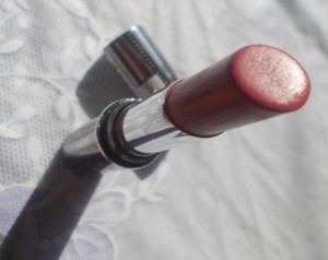Lakme absolute creme lip color sheer berry (3)