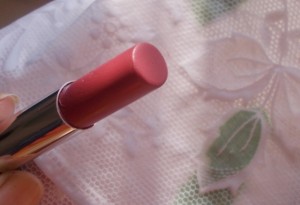 Lakme absolute creme lip color sheer berry (4)