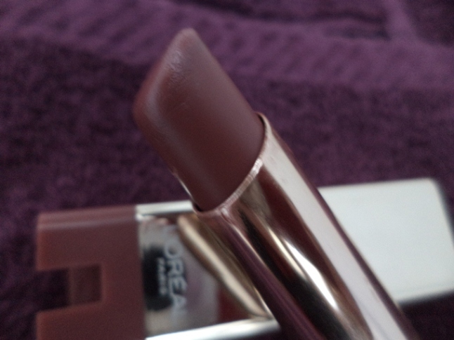L’Oreal Colour Riche Lipstick – Silky Java 5