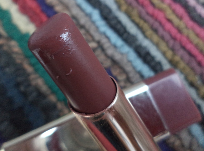L’Oreal Colour Riche Lipstick – Silky Java 6