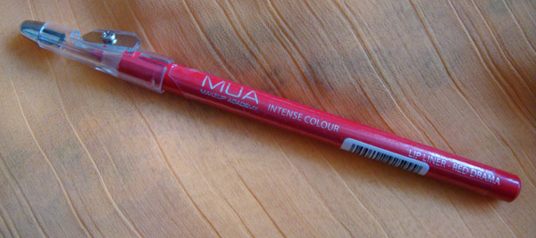 MUA+Intense+Colour+Lip+Liner+Red+Drama+Review