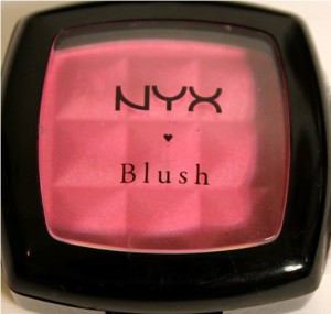 NYX Blush Pinky (1)