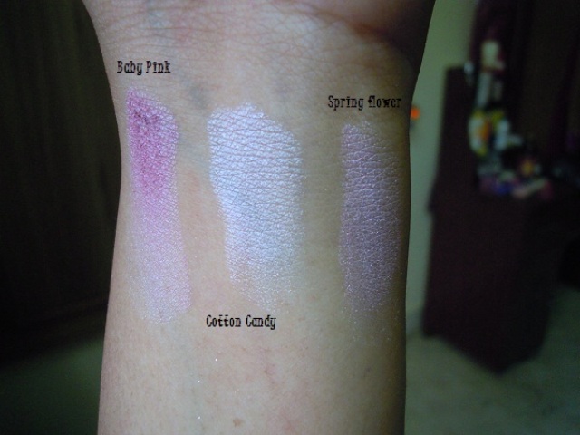 NYX Trio Eye Shadow in Baby Pink/Cotton Candy/Spring Flower swatch
