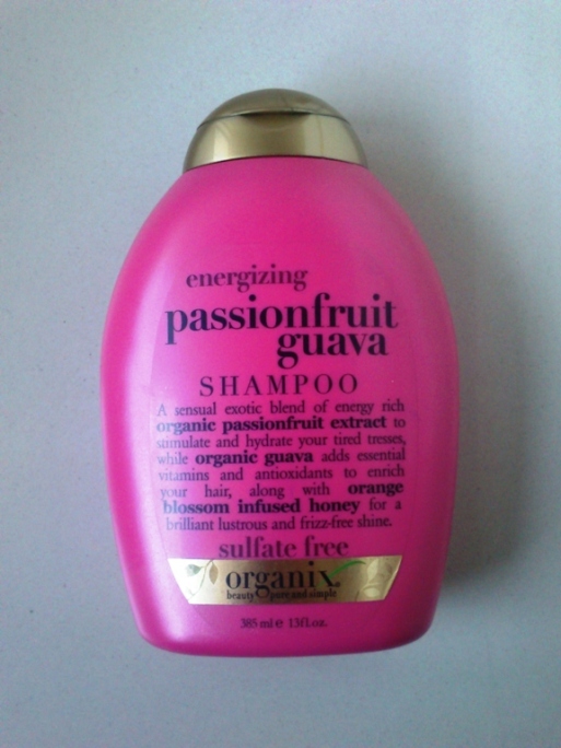 Organix+Energizing+Passion+Fruit+Guava+Shampoo+Review (1)
