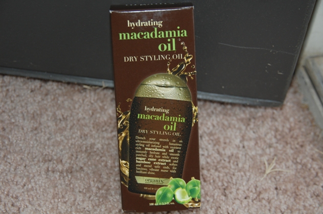 Organix+Hydrating+Macadamia+Dry+Styling+Oil+Review