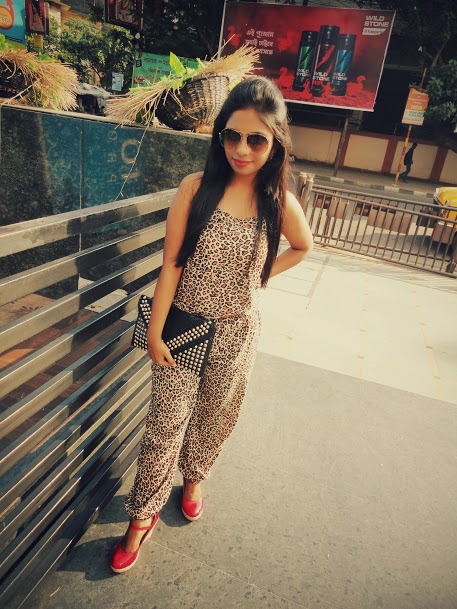 hart Uittreksel studie Outfit of the Day: Leopard Print Jumpsuit