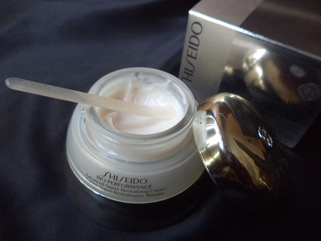 Shiseido Bio-Performance Advanced Super Revitalizing Cream 4
