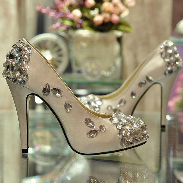 Summer-Bridal-Shoes-Collection