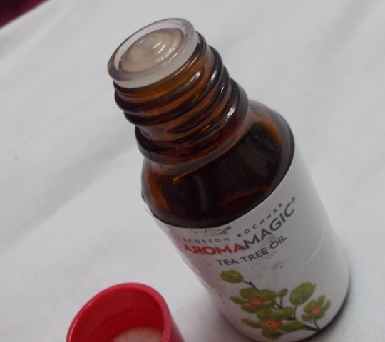 Tea tree oil for pimples