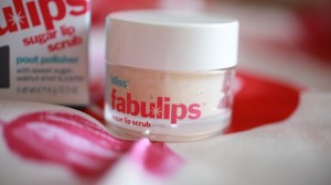 bliss-fabulips-pout-polisher1
