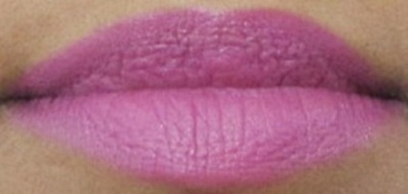 blue-pink-lipstick-2