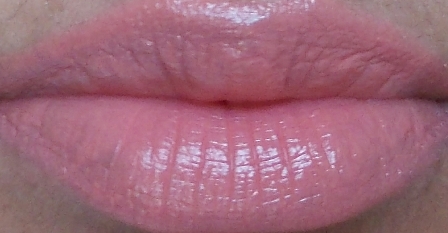 peach lipstick (1)