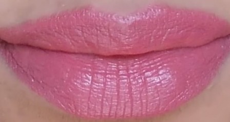 warm pink lipstick