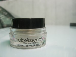 Coloressence-Shimmer-Highlighter-2