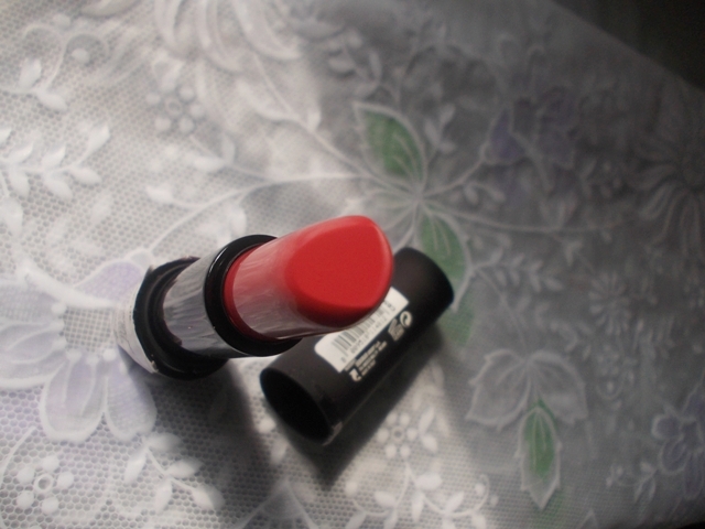 Deborah Rosetto Atomic Red  Lipstick - Mat 01  (5)