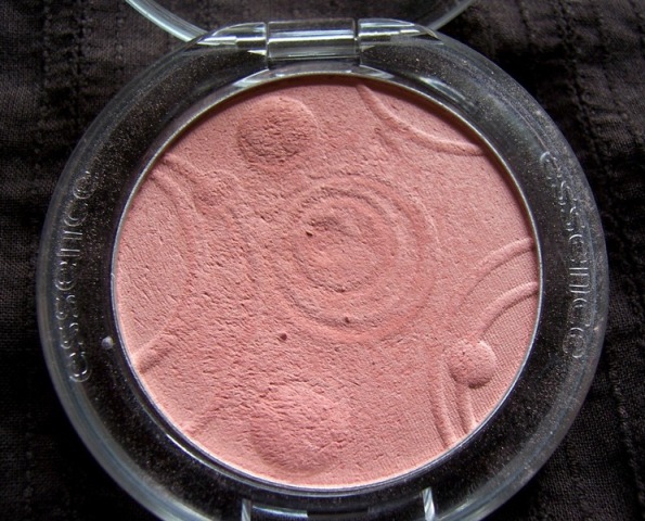 Essence Silky Touch Blush Adorable Review (3)