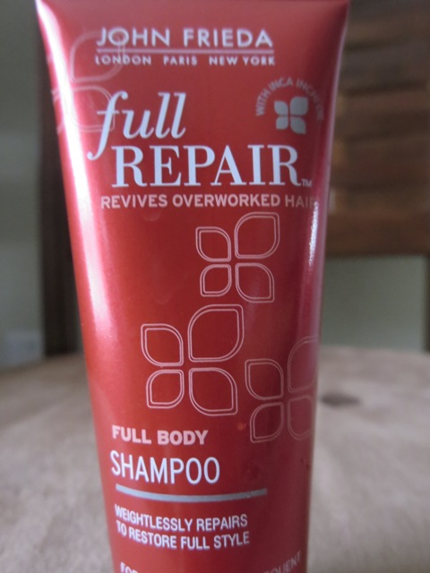 John+Frieda+Full+Repair+Full+Body+Shampoo+Review
